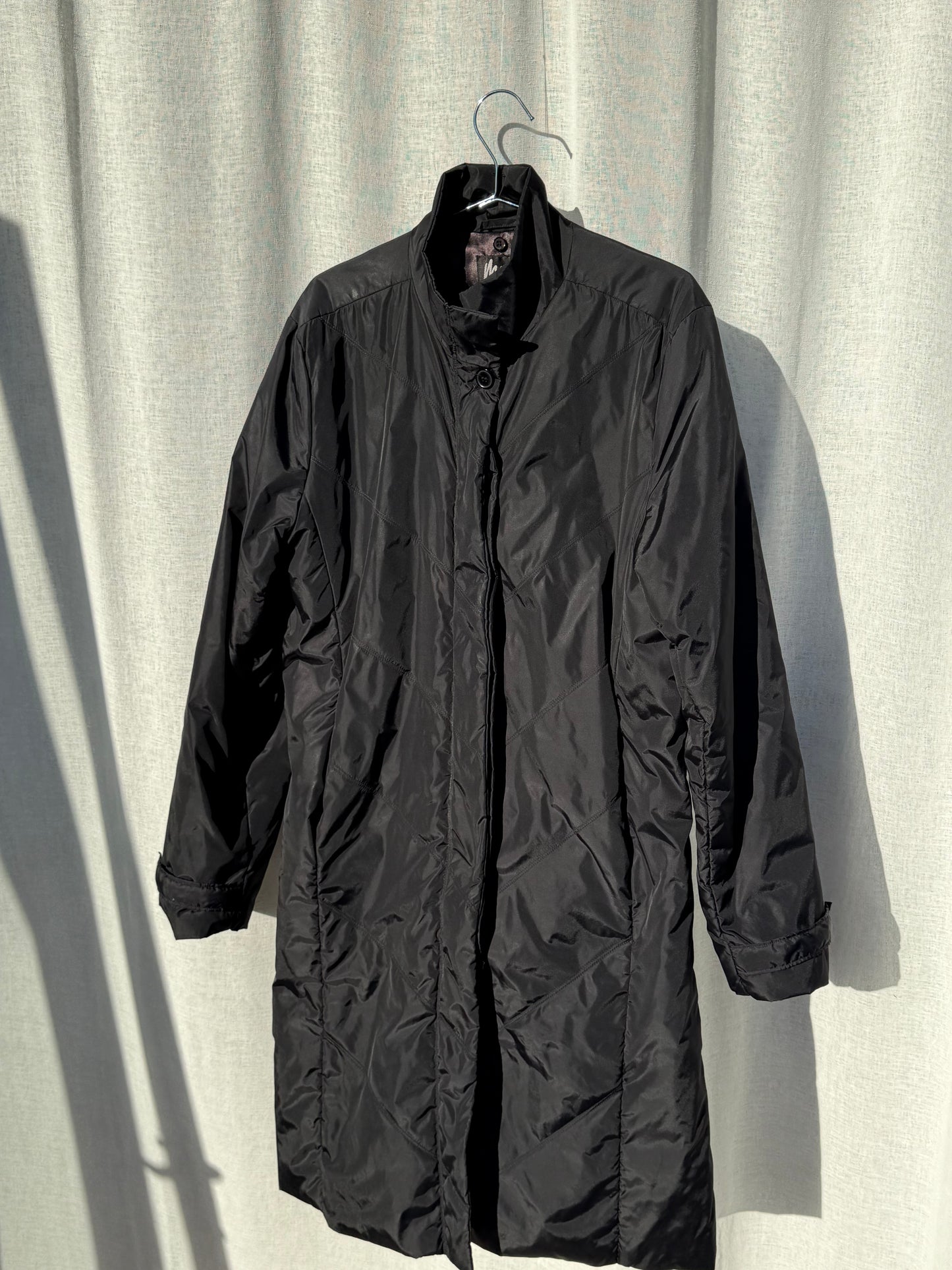 Vintage black puffer jacket by Max