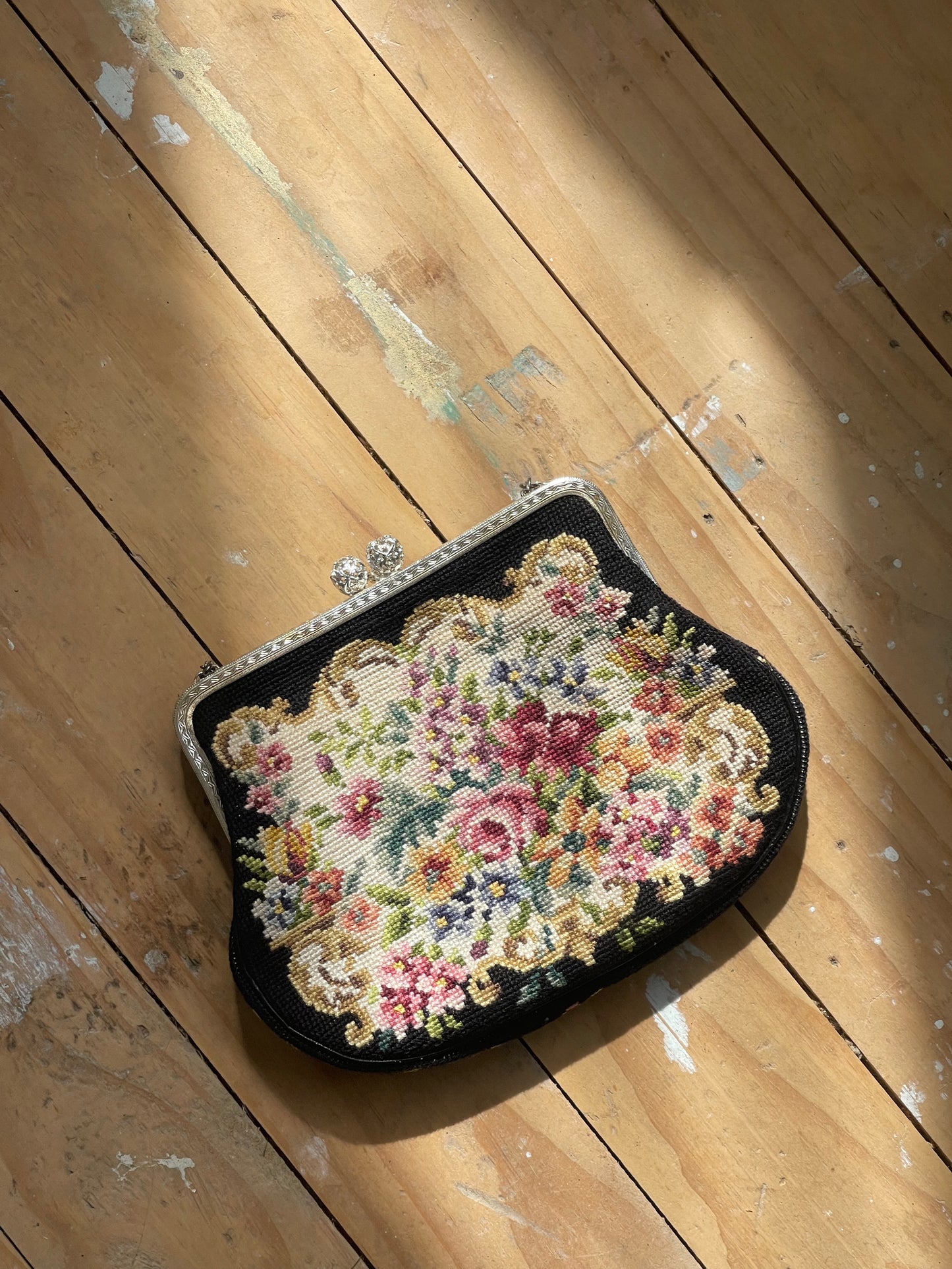 Floral embroidered purse