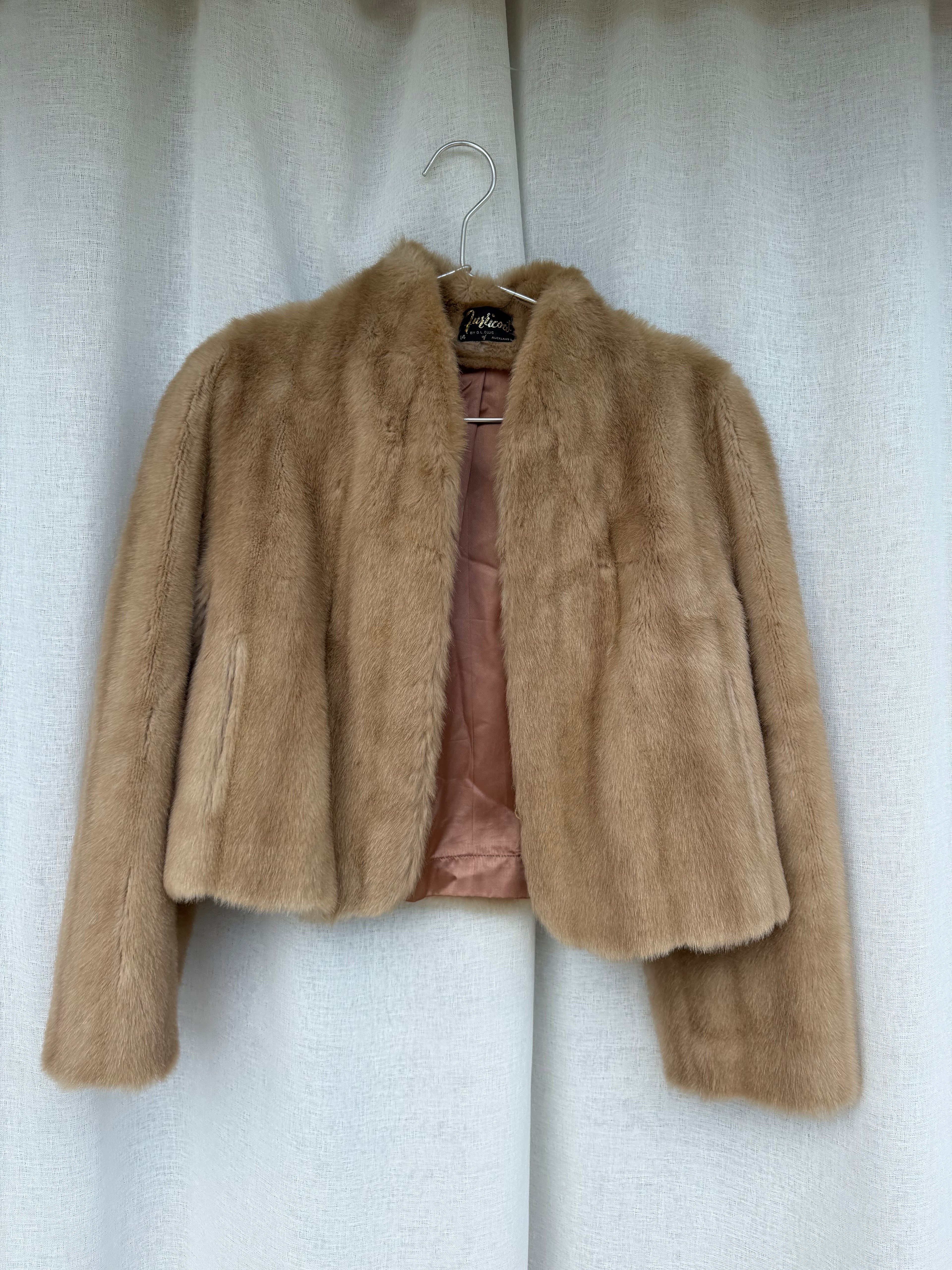 Vintage faux fur cropped jacket