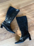 Leather boots, size 8