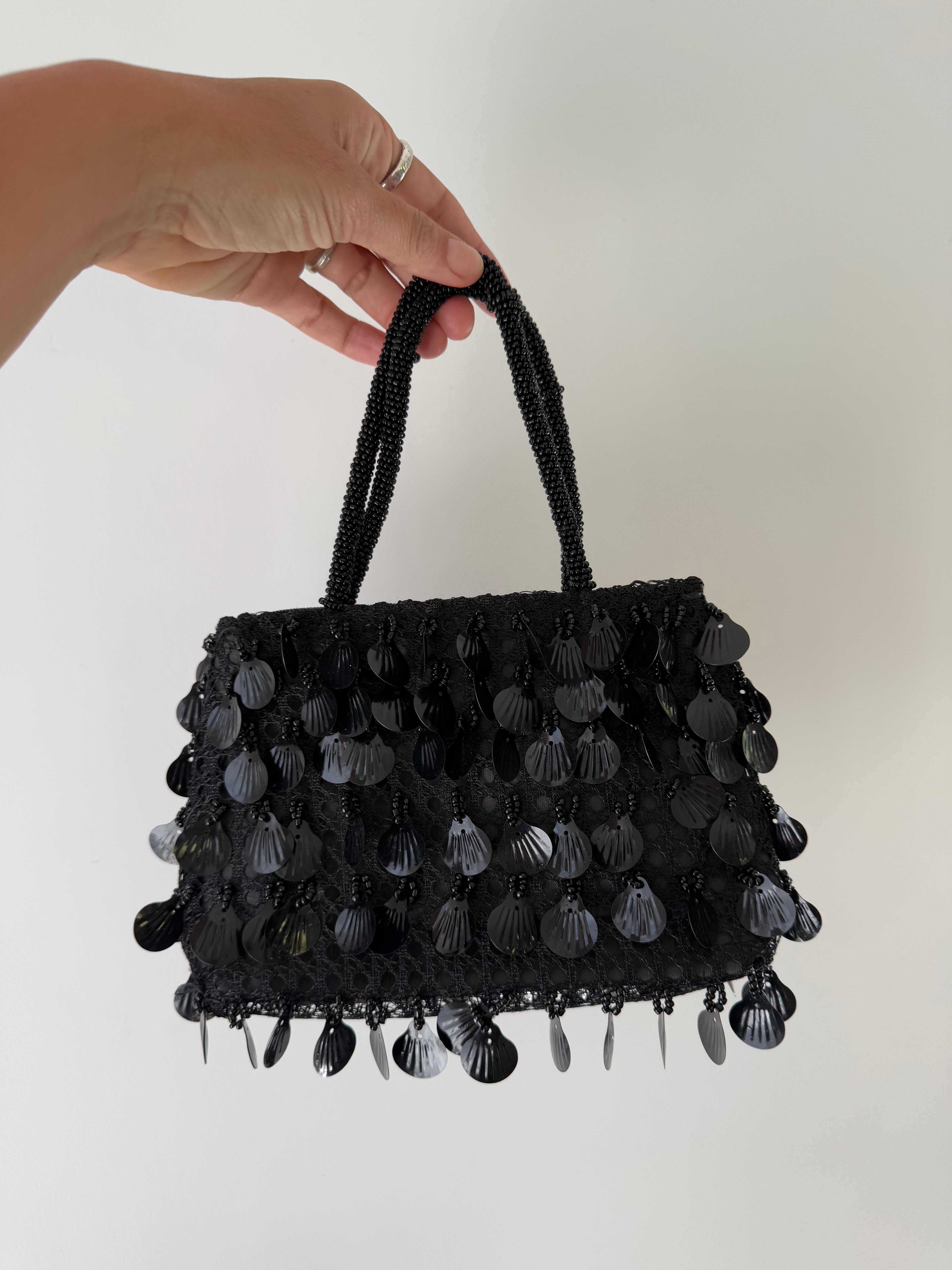 Black seashell purse