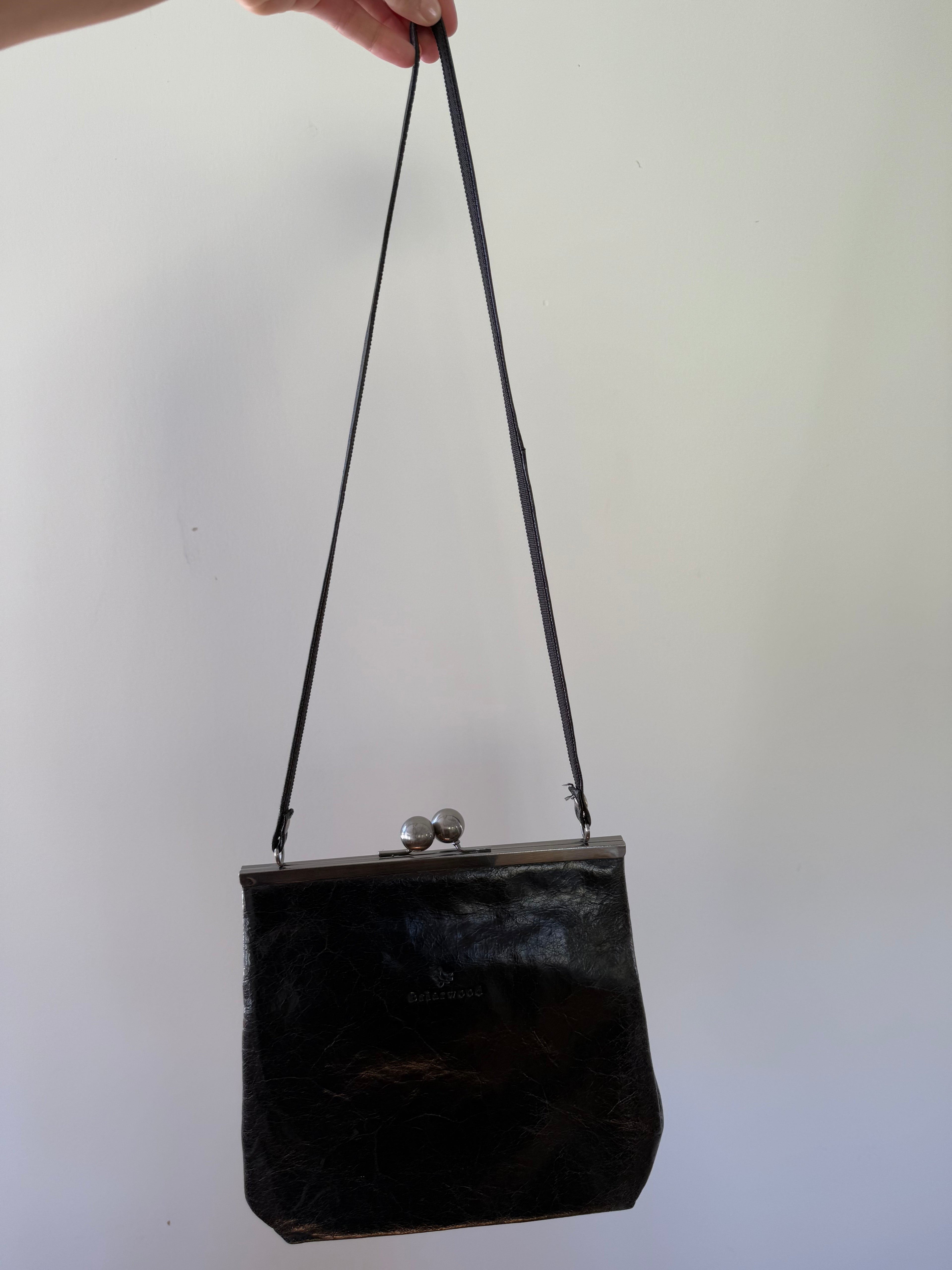 Leather Briarwood handbag, made in Aotearoa
