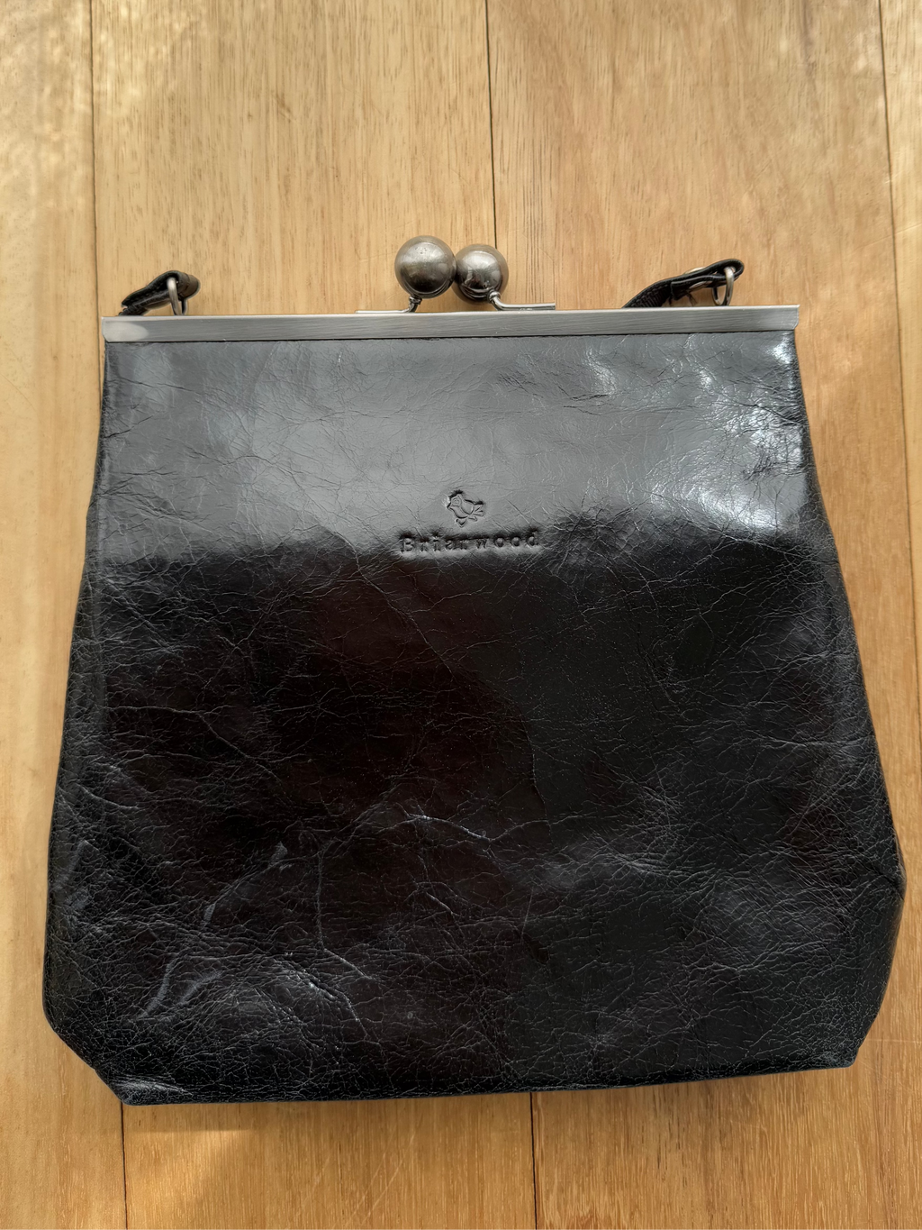 Leather Briarwood handbag, made in Aotearoa