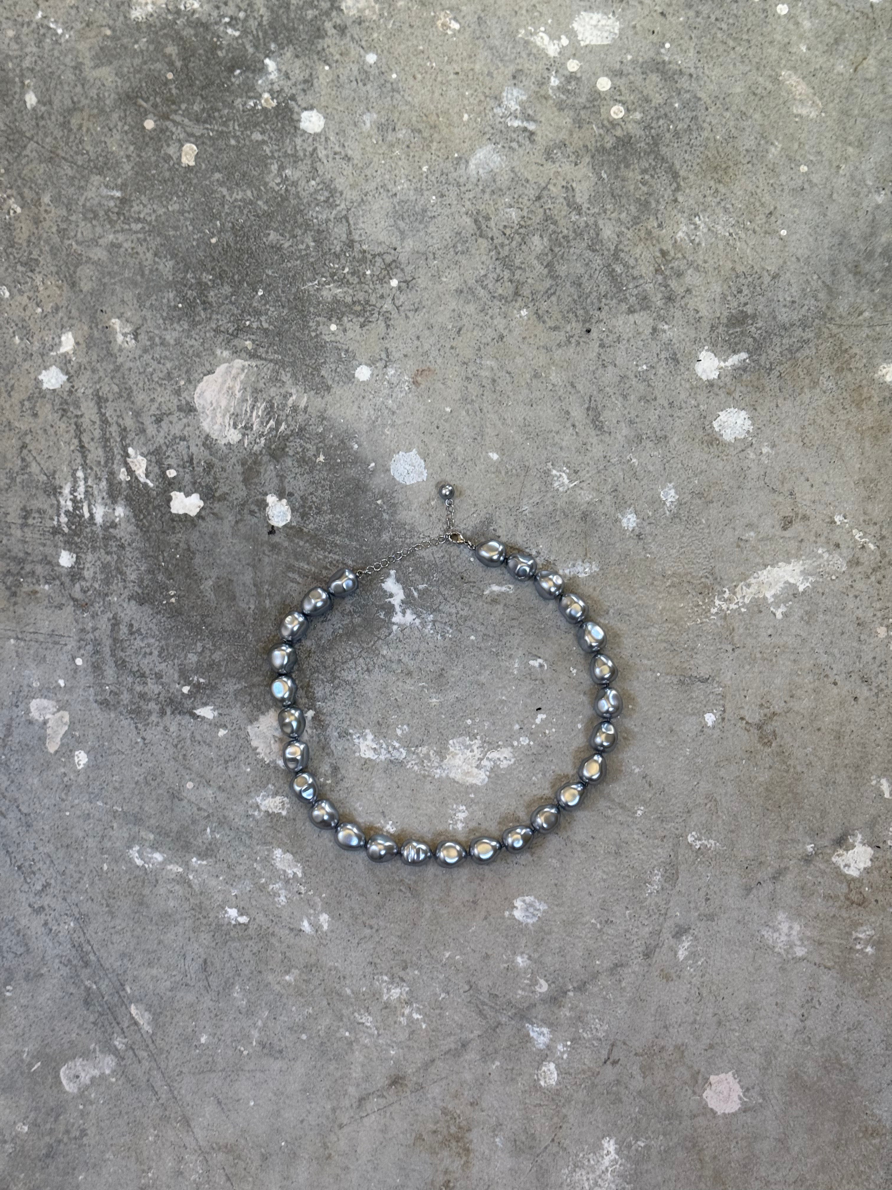 Silver beaded necklace