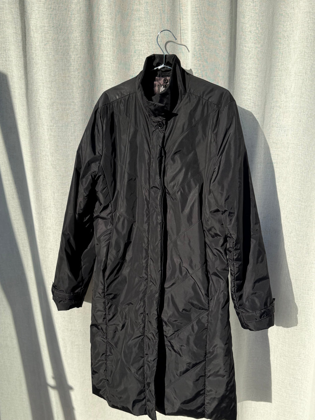 Vintage black puffer jacket by Max