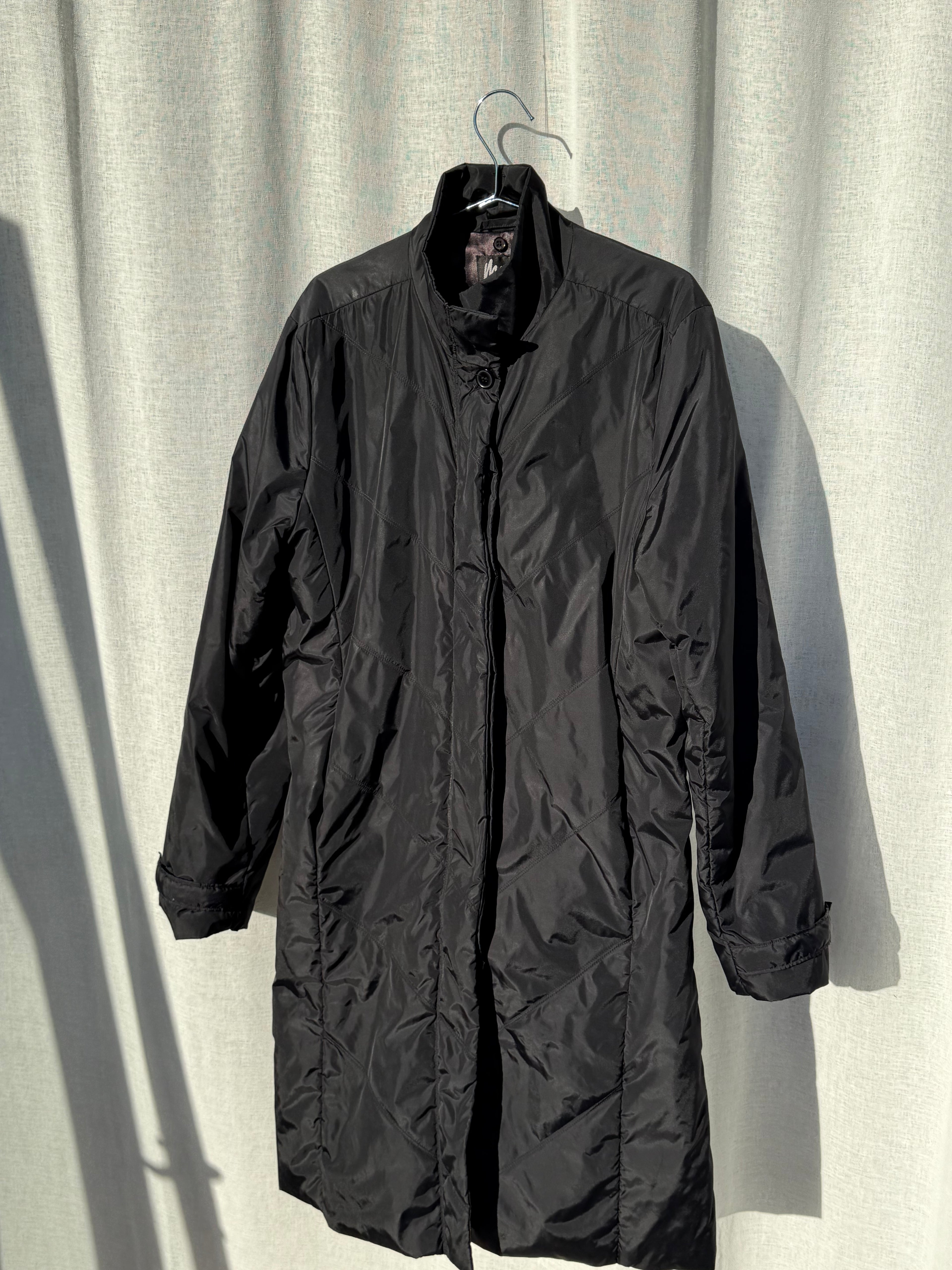 Vintage black puffer jacket by Max