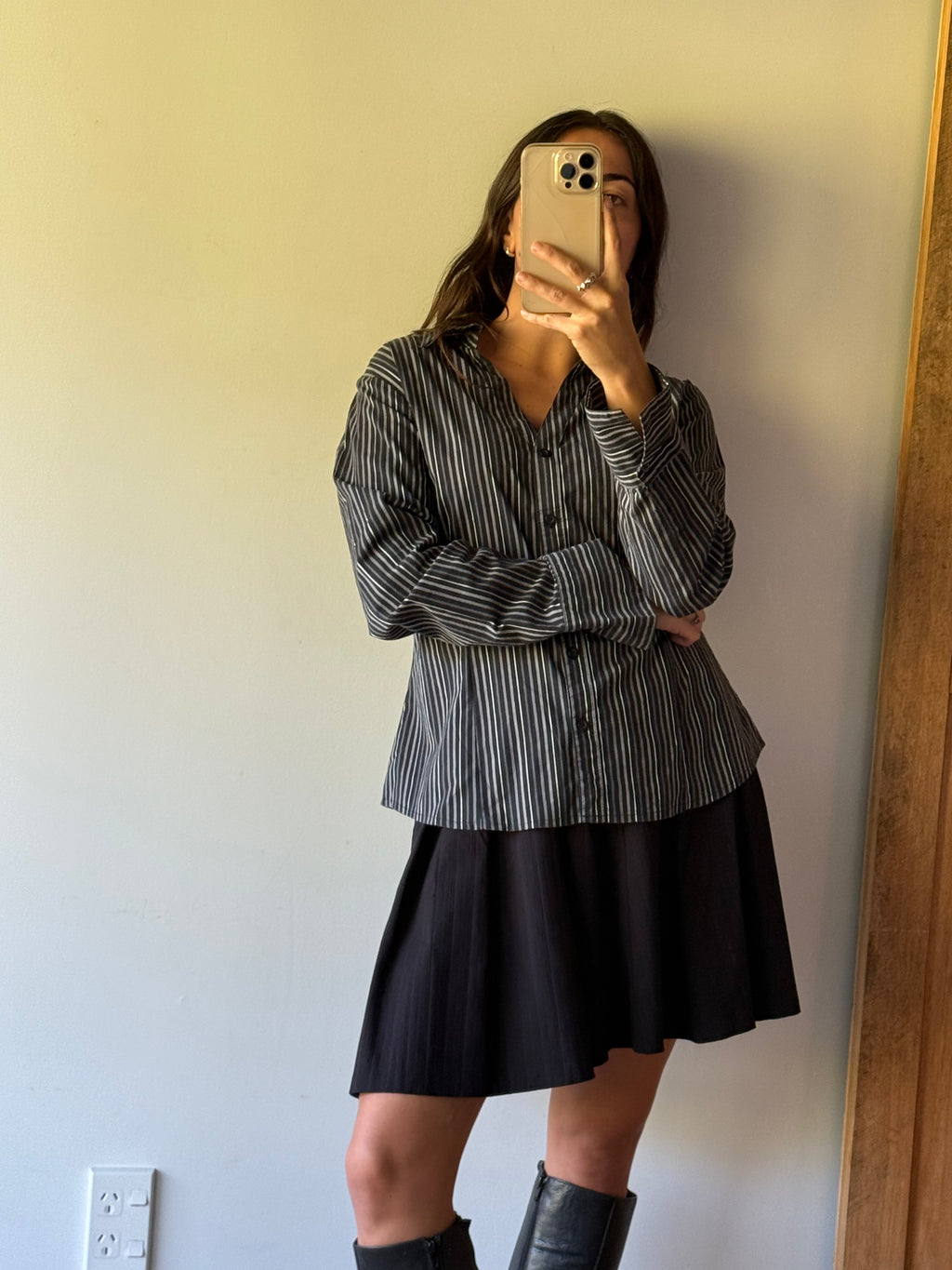 Stripe button up top in black and grey