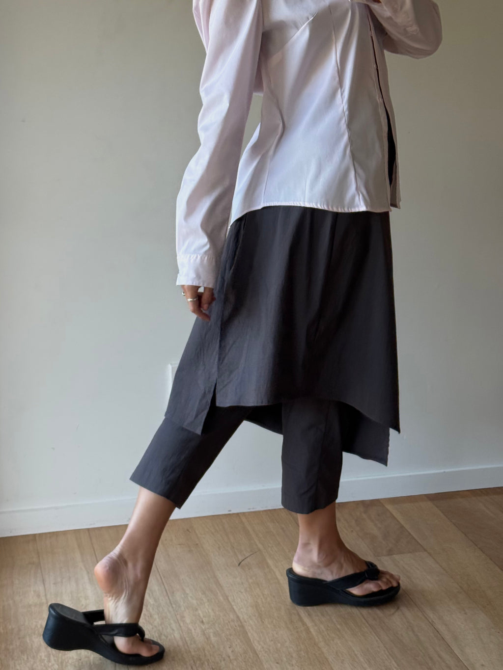 Asymmetrical overlay cropped pants