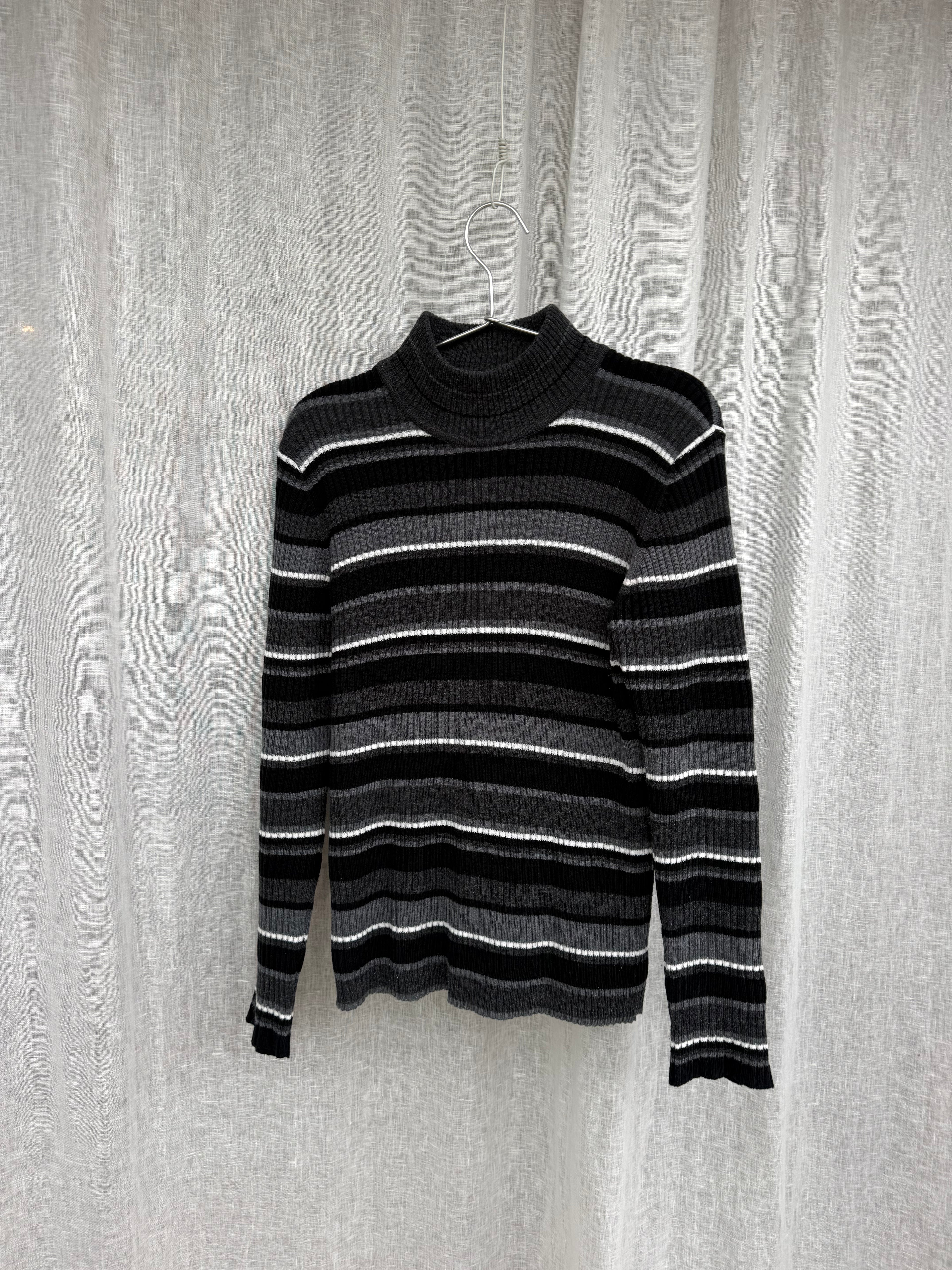 90s striped turtle neck