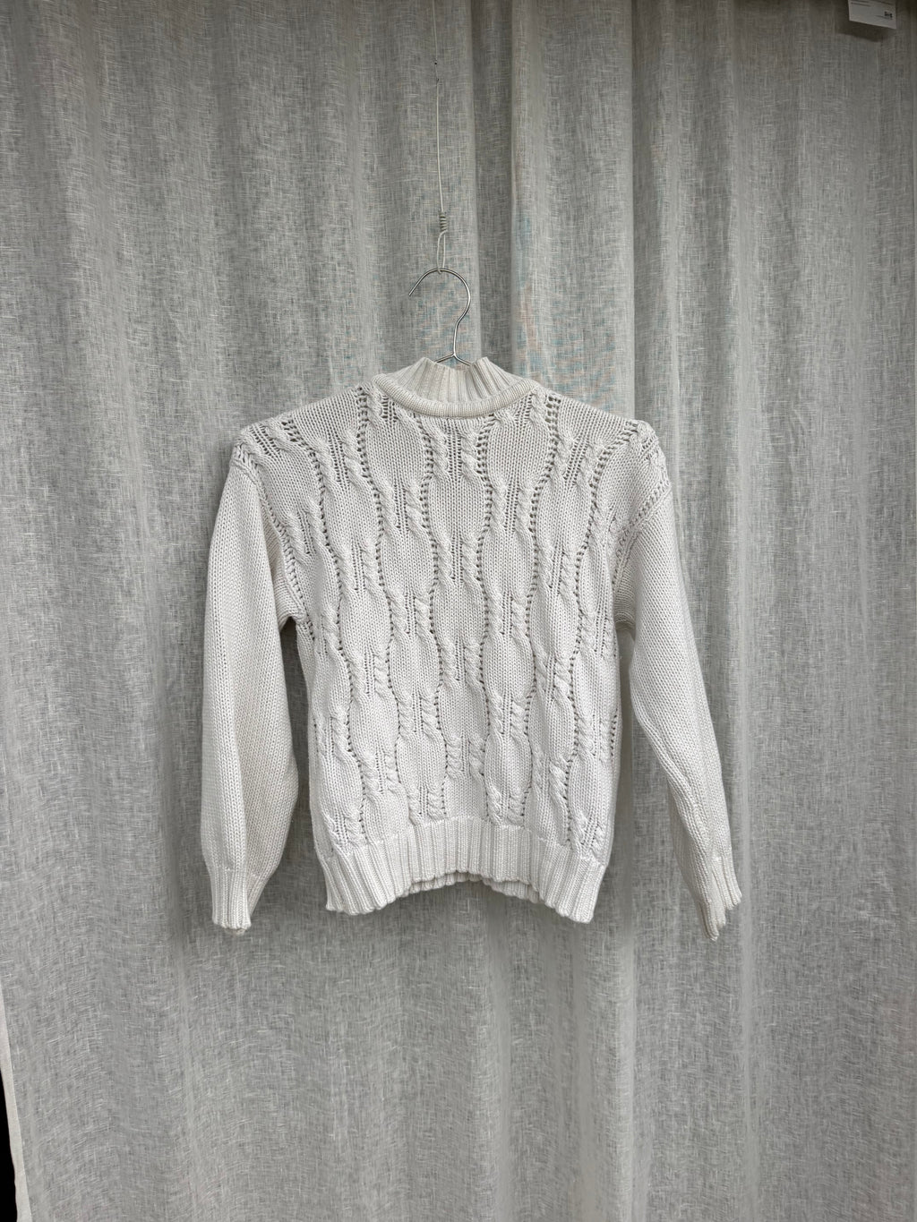 Vintage white cable knit jumper
