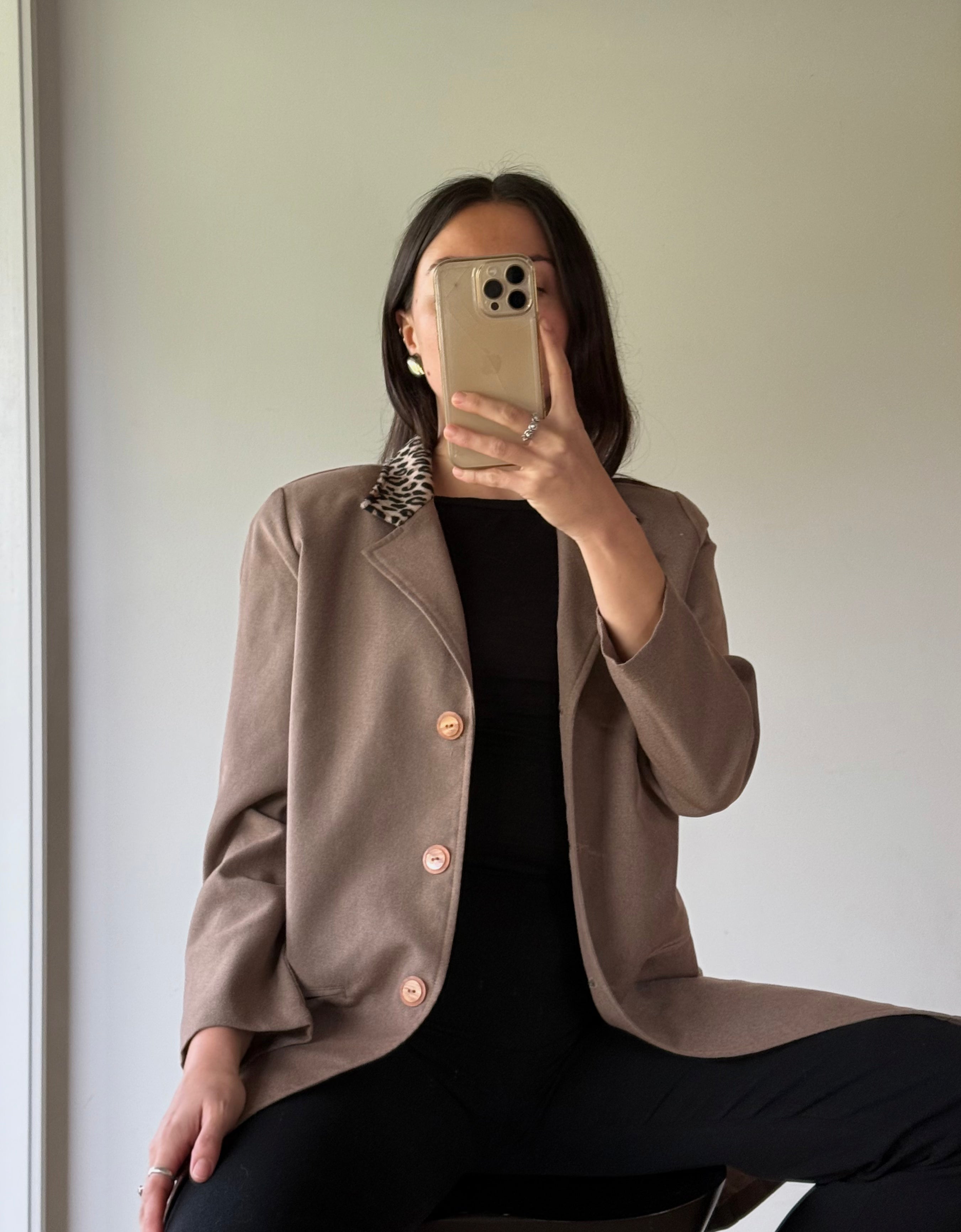 Blazer style coat with leopard print collar