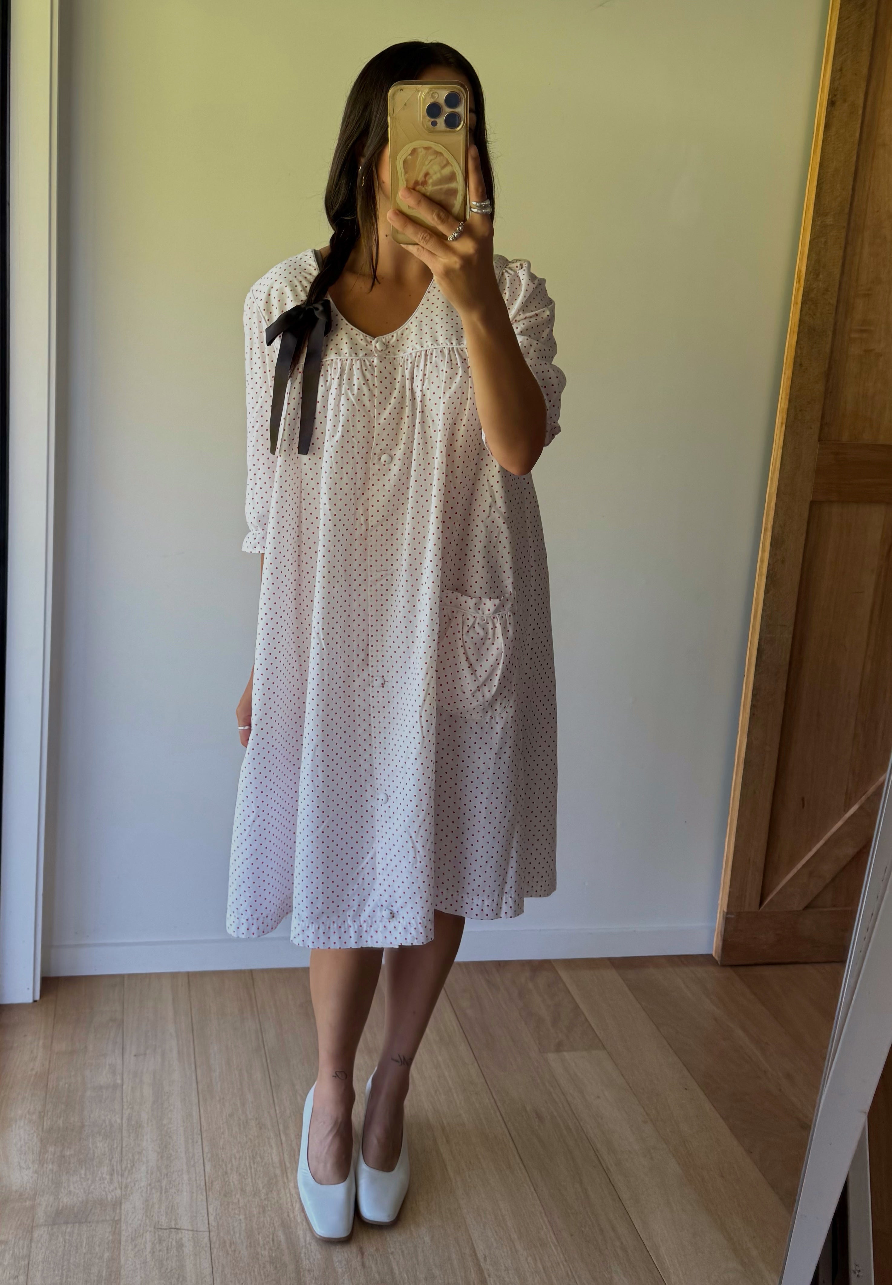 Cotton nightie with pink polka dots