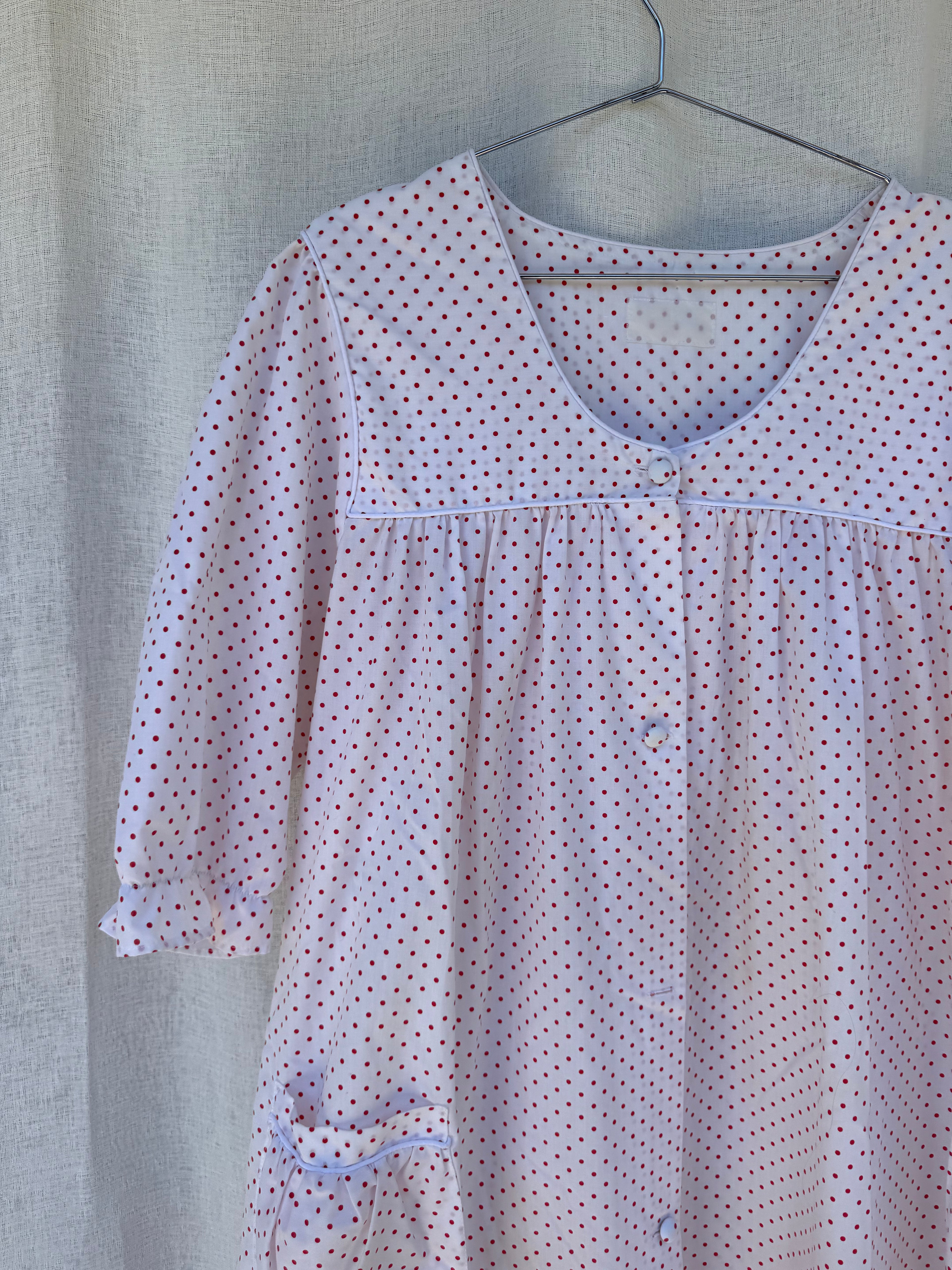Cotton nightie with pink polka dots